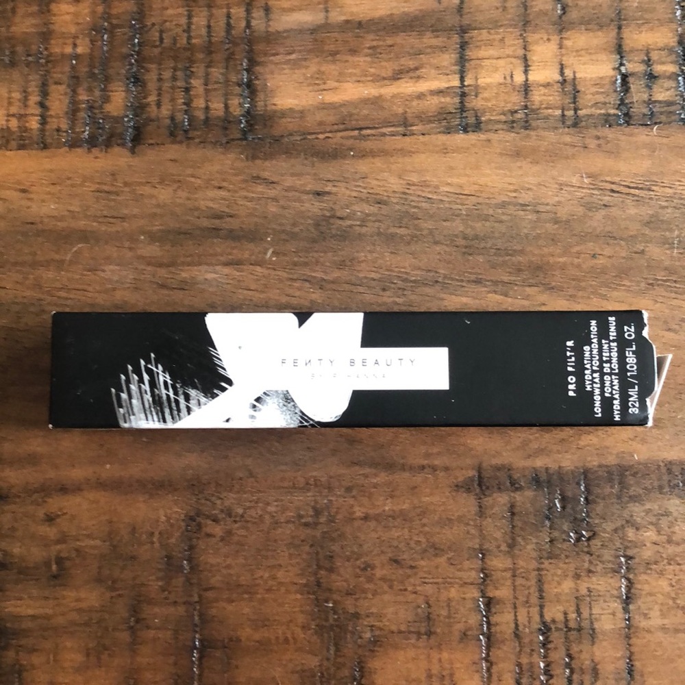 Fenty Pro Filt’r Hydrating Longwear Foundation